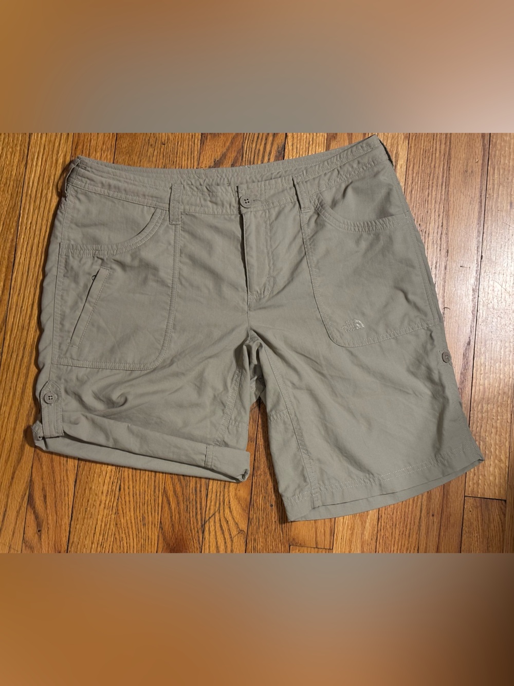 The North Face Women’s Tan Hybrid adjustable length Shorts